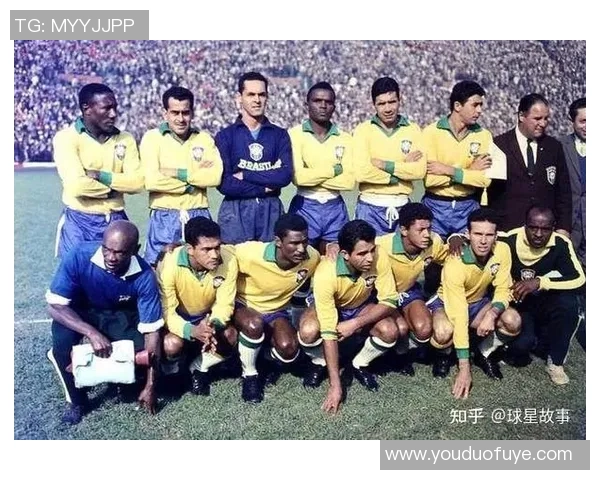 足球巨星逆境突围浴火重生再度统治绿茵巅峰时刻